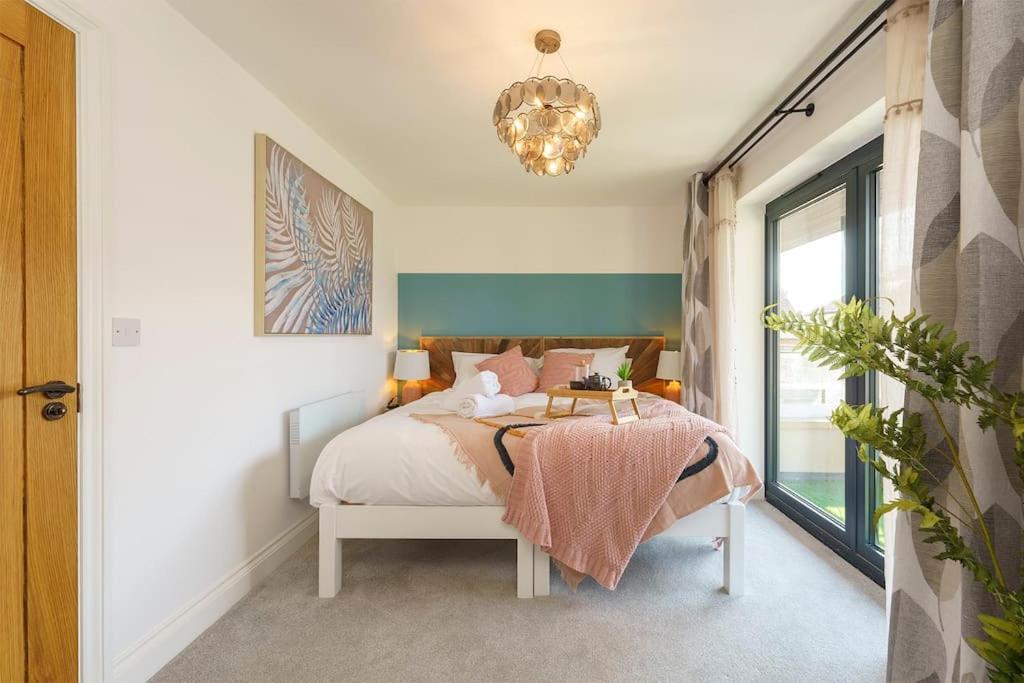 Darlington - 2 Bedroom Luxury Apartment By Mint Stays Bristol Exterior photo
